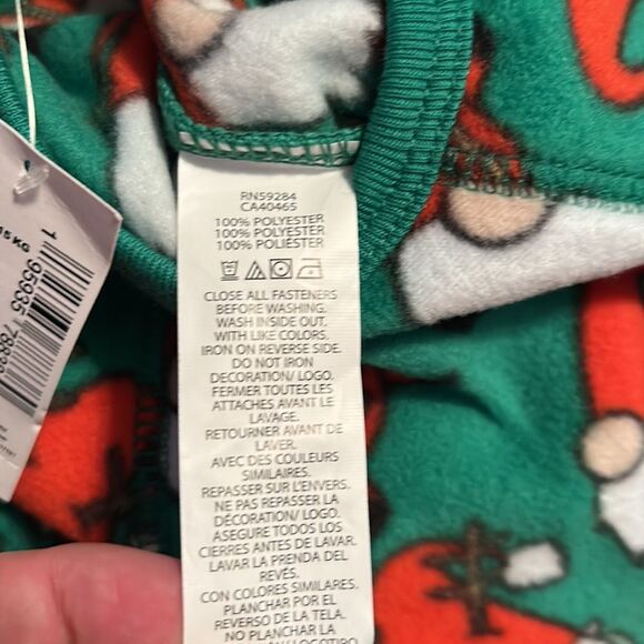 NWT - Boy’s PJs - Size 2T - Picture 4 of 4